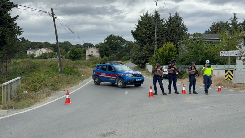 İstanbul, Çatalca'da dehşet anları! Kendini eve kapatıp uzun namlulu silahla etrafı taradı: Çok sayıda ekip bölgeye sevk edildi - Resim: 3