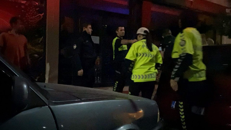 Alkollü sürücü polisi çileden çıkardı: Az kaldı dayı hepsini sorguya çekeceğiz! Memur böyle isyan etti: Susun ya yeter! - Resim: 3