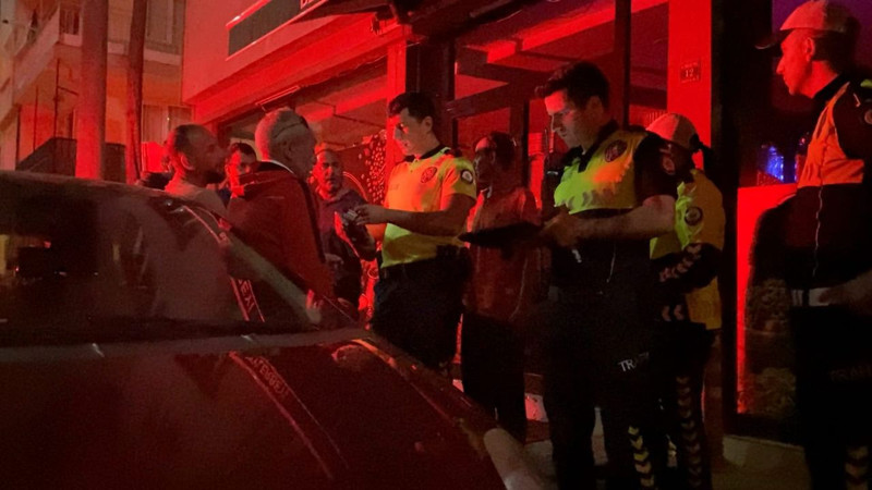 Alkollü sürücü polisi çileden çıkardı: Az kaldı dayı hepsini sorguya çekeceğiz! Memur böyle isyan etti: Susun ya yeter! - Resim: 5