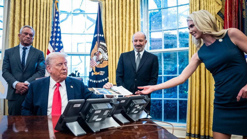 Beyaz Saray'da 'sarışın' krizi! First Lady'den Donald Trump'a baskın: Yasak bölgede yakaladı! "Artık ondan bıktım" - Resim: 3