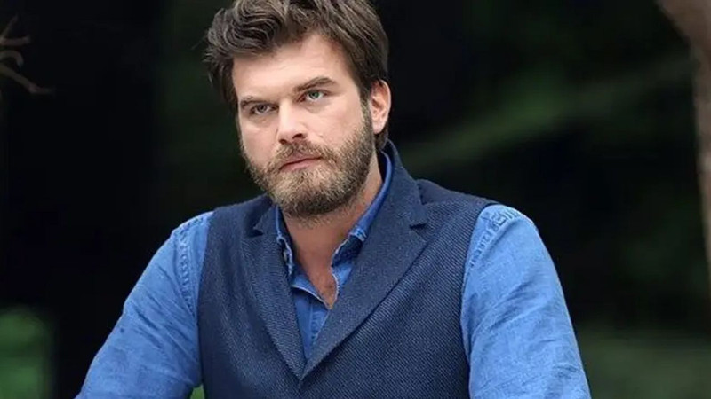 Temizlik işçisi çatıdan düşmüştü! Evindeki tadilat başına bela oldu:  Kıvanç Tatlıtuğ'a suç duyursu - Resim: 3