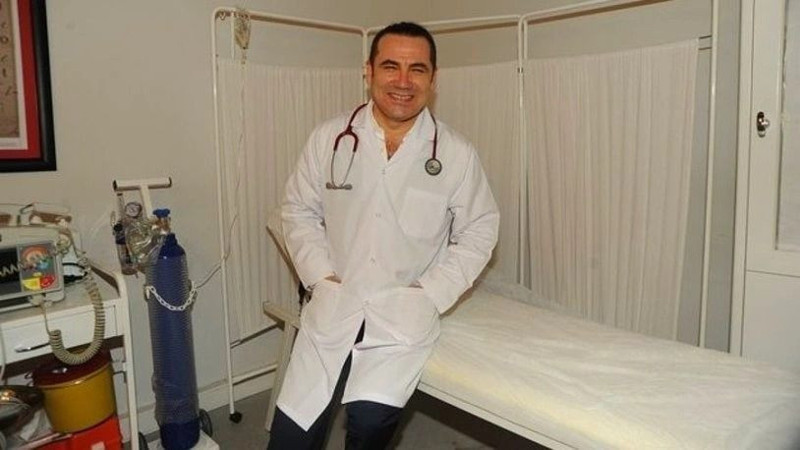 Gözlerden uzak büyüttüğü oğlu mezun oldu! Ferhat Göçer’in gurur günü - Resim: 2