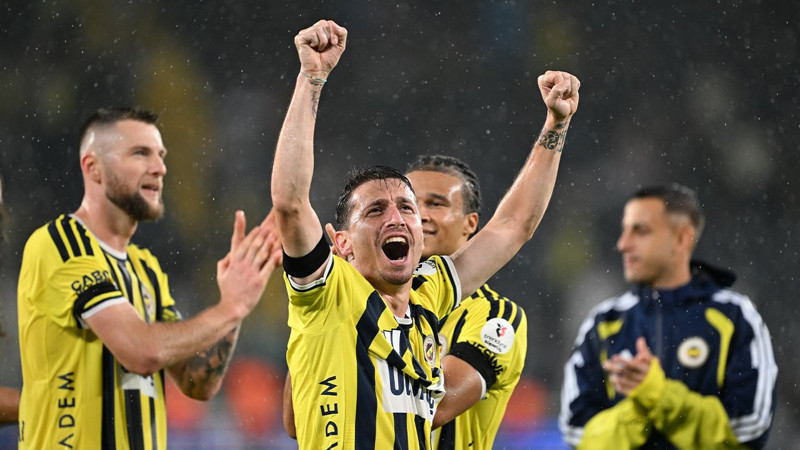 568 GÜN SONRA SAHAYA ÇIKTI! Fenerbahçe-Alanyaspor maçına damga vuran an - Resim: 4