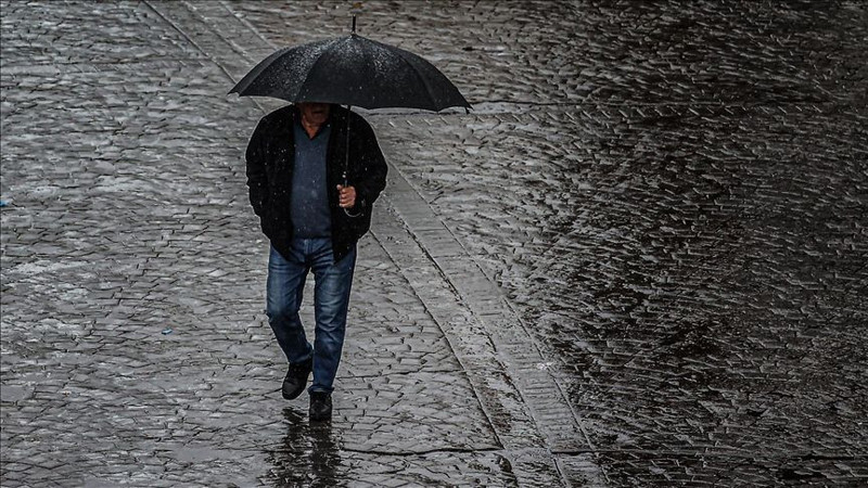 İstanbul için saatli yeni uyarı! Meteoroloji'den turuncu ve sarı kodlu alarm: Sel, fırtına ve sağanak aynı anda geliyor - Resim: 10