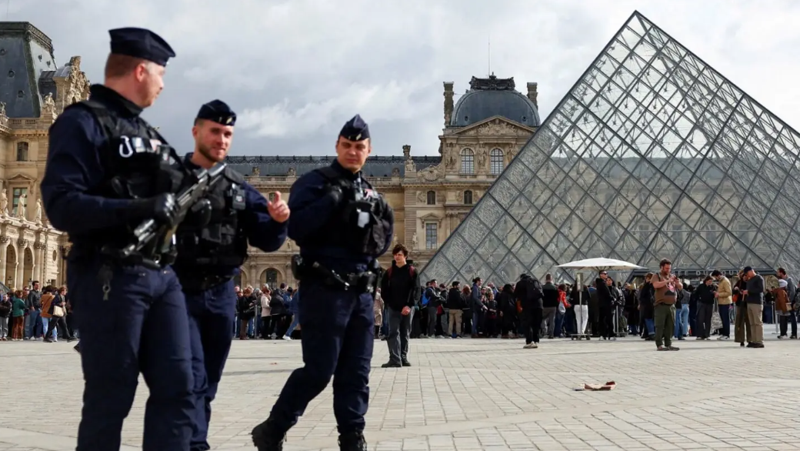 Louvre soygununda flaş gelişme: Meğer sosyal medya fenomeniymiş! - Resim: 2