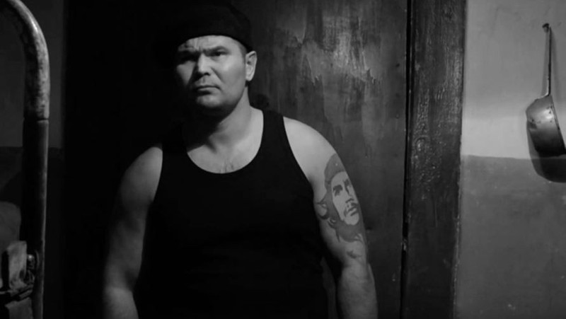 Ünlü oyuncudan acı haber! 53 yaşında hayata veda etti - Resim: 4