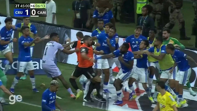 Dünya bu maçı konuşuyor! Yeşil saha boks ringine döndü: 46 oyuncu kavga etti, 23 kırmızı kart çıktı - Resim: 9