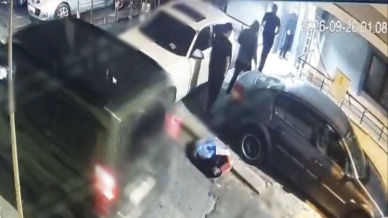 Kağıthane'de dehşet evi: Elleri ve ayaklarını bağlayıp darpettiler! "Dualarım Kabul Oldu" diyerek ağladı! - Resim: 2