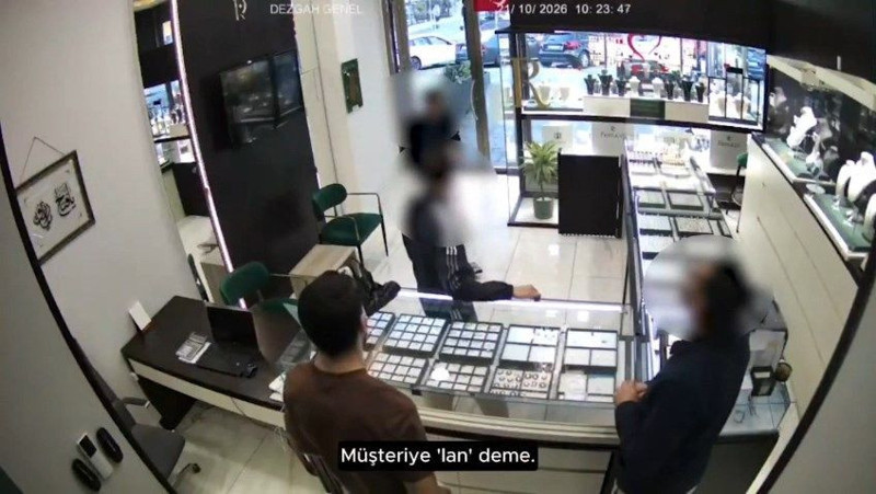 Kolye tartışması kanlı bitmişti! Esenyurt'ta kuyumcu saldırısının yeni görüntüleri: Gel lan, kolyeyi bana sat - Resim: 5
