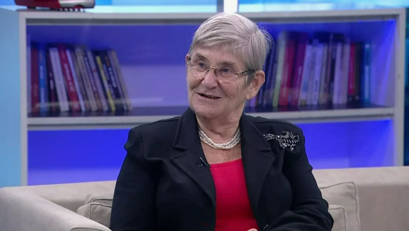 Ünlü profesör Canan Karatay gelen ölüm haberiyle sarsıldı! Hayattaki en yakınıydı - Resim: 5