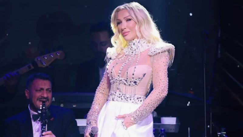 Seda Sayan, kendisinden 25 yaş küçük eşine aşkını haykırdı! - Resim: 1