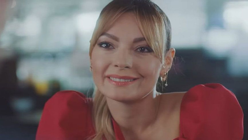 Özge Özder'den estetik çıkışı! Bakın neye karşı çıktı - Resim: 8