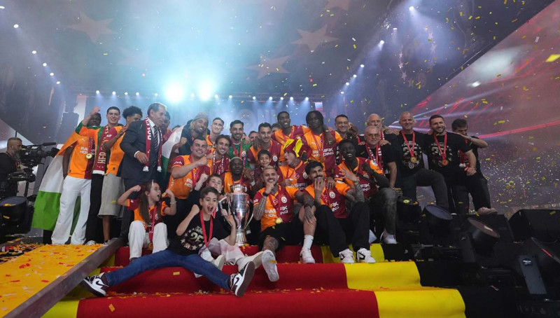 Galatasaray’dan Khéphren Thuram hamlesi! İstenen bonservis dudak uçuklattı - Resim: 3