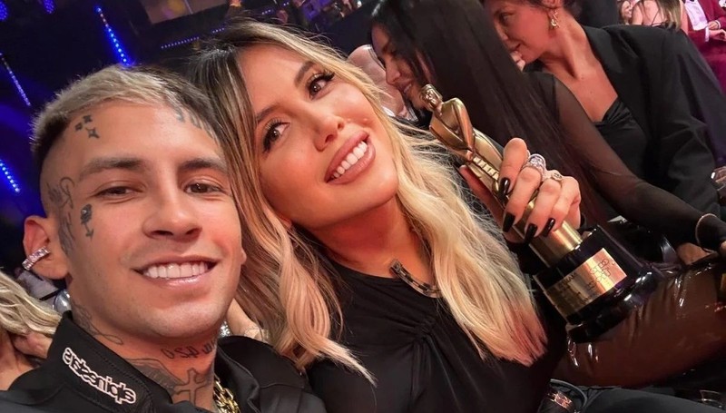Wanda Nara'dan ortalığı kasıp kavuran paylaşım! Üstsüz bir şekilde poz verdi, o hali sosyal medyada tepki çekti - Resim: 4