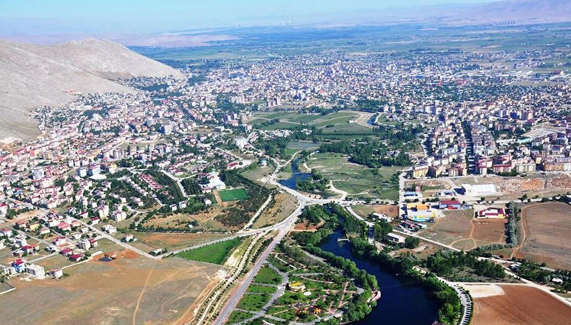 Aralarında bazı ülkelerden büyük olanlar da var! İki şartı taşıyorlar: İşte il olmaya aday ilçeler... - Resim: 5