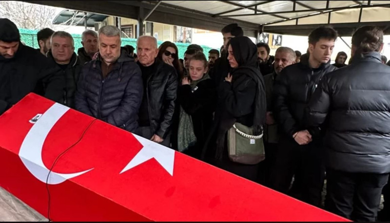 Genç yaşta hayatını kaybetmişti! Oyuncu İbrahim Yıldız için arkadaşlarından anlamlı hareket - Resim: 3