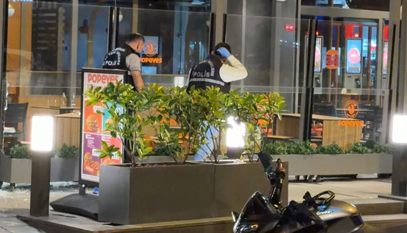 İstanbul'un göbeğinde kanlı hesaplaşma! İş yerinde dehşet: 12 kurşunla öldürüldü - Resim: 4