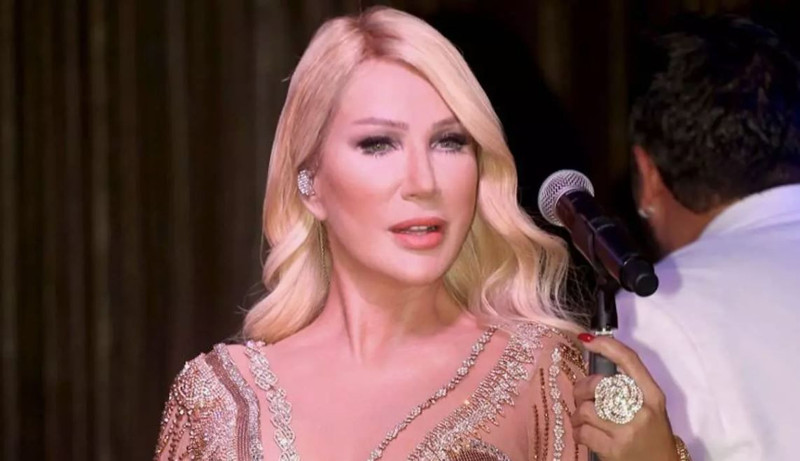 Seda Sayan ailesinin yaşadığı zorluğa kayıtsız kalmadı! Apar topar harekete geçti - Resim: 1