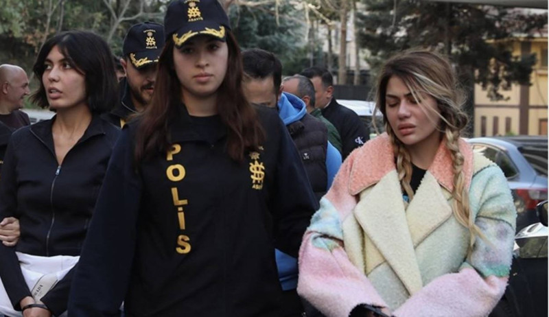 Anoreksiya nedeniyle hayatını kaybetmişti! Öykü Serter'den Nihal Candan itirafı geldi! Gözyaşlarını tutamadı - Resim: 1