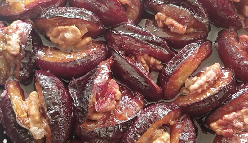 Kilosu 3 liraya kadar düştü! Dalında kalan erikler bambaşka bir lezzete dönüştü - Resim: 3
