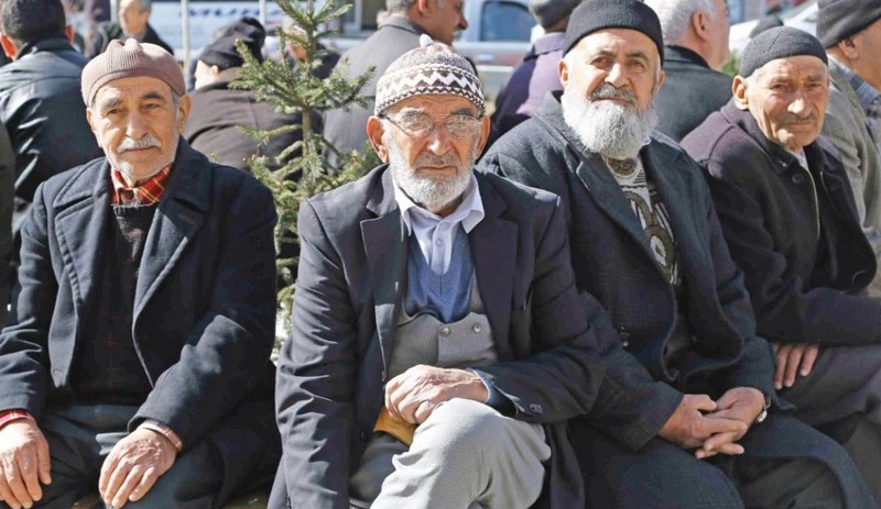 Memur ve emeklinin beklediği haber! Milyonlar gözünü Temmuz zammına çevirdi: Peki son durum ne? İşte tahminler - Resim: 6