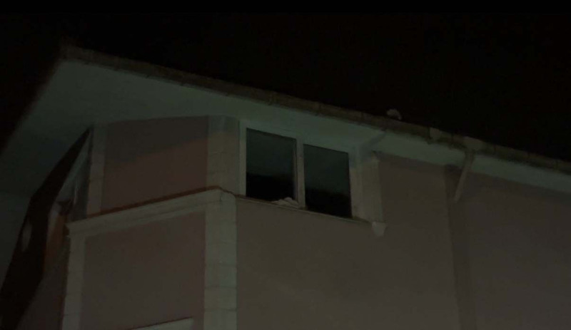 Sarıyer'de korkunç olay! Emekli öğretmen cam siliyordu: 10 metreden düşerek öldü - Resim: 4