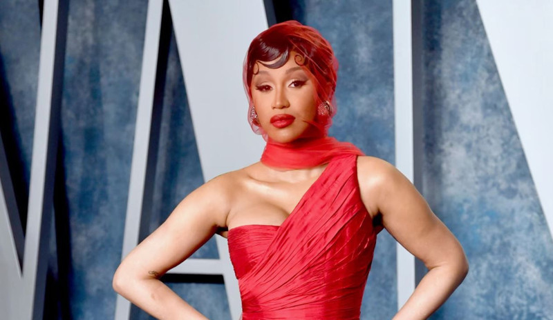 Tırnaklarıyla saldırdığı iddia edilmişti! Ünlü rapçi Cardi B'nin 24 milyon dolarlık tazminat davası sonuçlandı! - Resim: 1