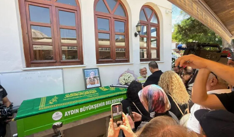 Ece İrtem'in ölümüyle ilgili şoke eden gelişme: Vefatında maymun ısırığı şüphesi - Resim: 3