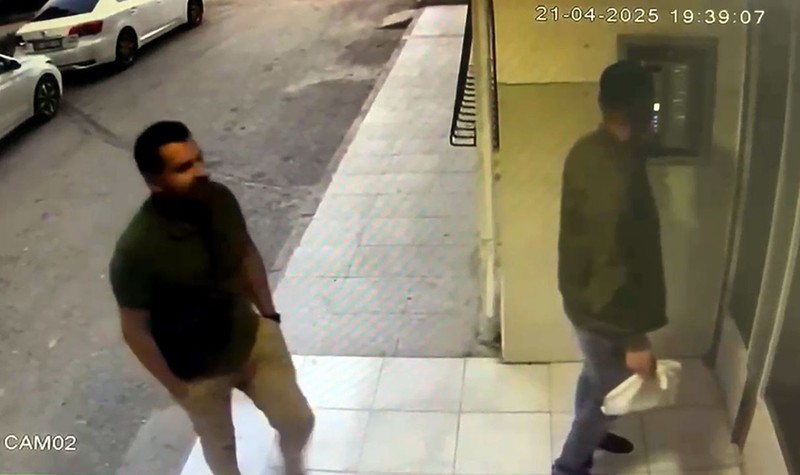 Adana'da dost cinayeti! Önce vurdu, sonra yangın çıkardı! - Resim: 1