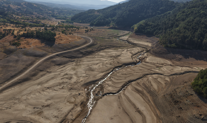 Bursa’da alarm verildi: Nilüfer Barajı tamamen kurudu, Doğancı Barajı yüzde 19’a düştü - Resim: 1