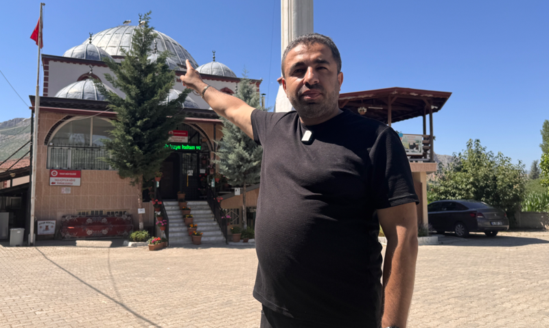 Tokat’ta yuvadan atılan yavru leyleğe cami imamı sahip çıktı - Resim: 1