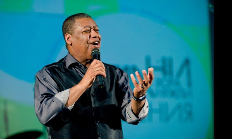 Ünlü şarkıcıdan kahreden haber! Uykusunda hayatını kaybetti - Resim: 5