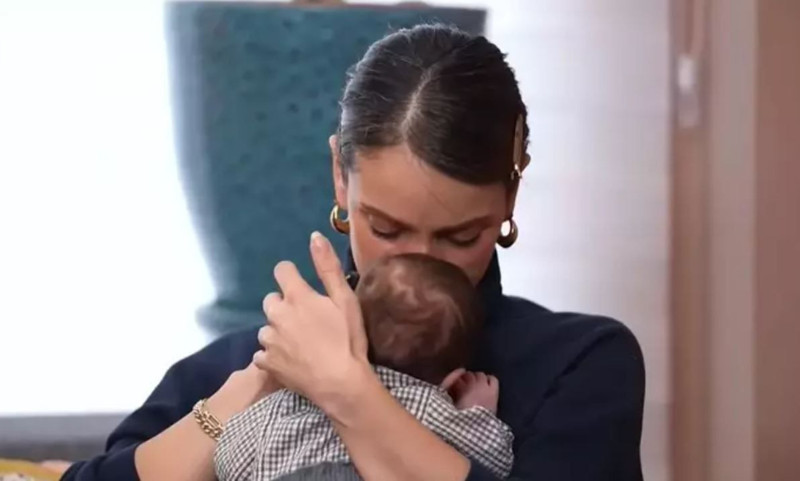 İlk kez anne olmanın mutluluğunu yaşamıştı! Bestemsu Özdemir oğlunun yüzünü ilk kez gösterdi - Resim: 6