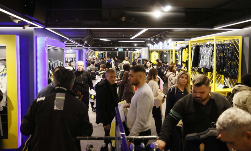 Fenerbahçe’de Galatasaray derbisi bereketi! Fenerium’den 5 günde rekor satış! Kasaya giren para dudak uçuklattı - Resim: 4
