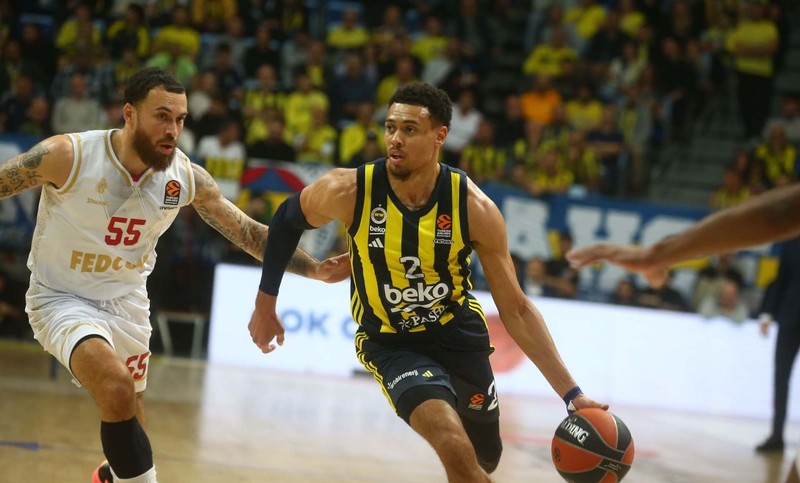 Futbolun ardından basketbol takımı da kaybetti! Fenerbahçe efsanesi çıldırdı: “Fenerbahçe taraftarı bu kadar sınanmamalı” - Resim: 3