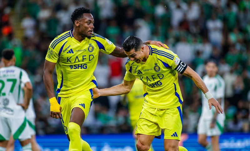 Fenerbahçe’de transferin yeni patronu Devin Özek sahaya indi! 35 milyon euroluk yıldızın yanına gitti! - Resim: 5