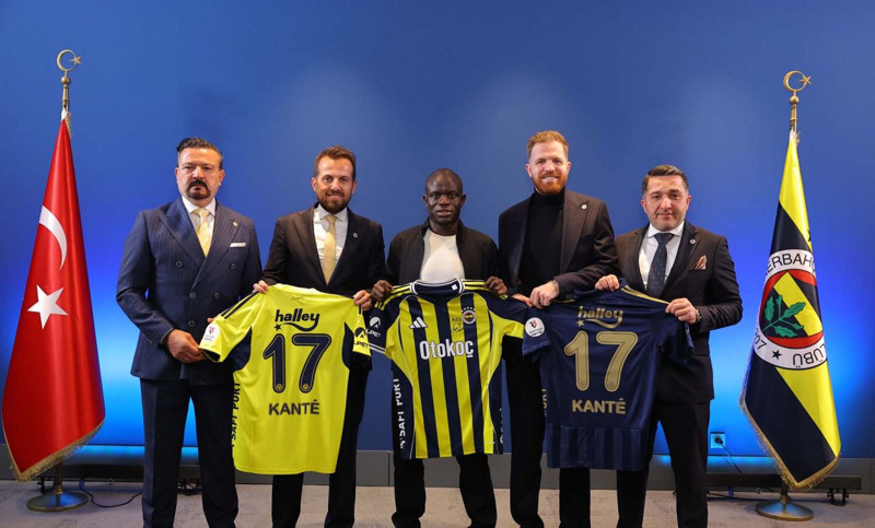 Resmi imzayı attı! Fenerbahçe'nin yeni transferi N'Golo Kante'den ilk açıklama! - Resim: 8