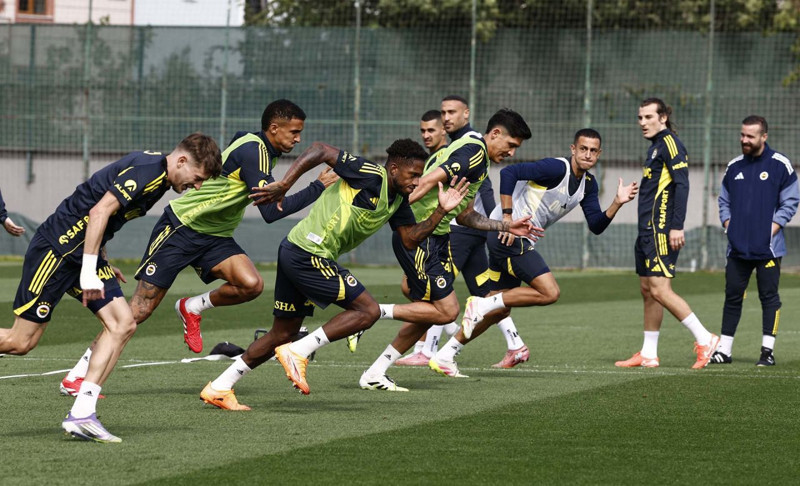 Tedesco kararını verdi! Fenerbahçe’den ayrılacak ilk isim belli oldu! 8.3 milyon euroluk yıldız gidiyor - Resim: 2