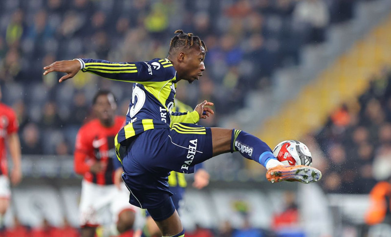 Fenerbahçe'ye kötü haber! Forvet transferi konusu büyük can yakacak - Resim: 3