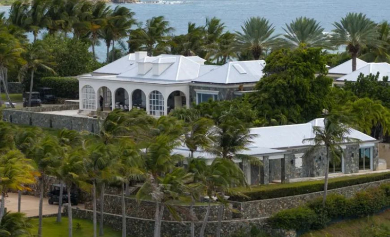 Epstein dosyasında yeni perde! Kabus adasındaki tapınaktan fotoğraflar! Kirli yatak ve şifreli semboller - Resim: 2