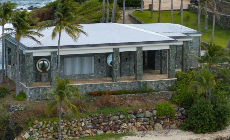 Epstein dosyasında yeni perde! Kabus adasındaki tapınaktan fotoğraflar! Kirli yatak ve şifreli semboller - Resim: 3