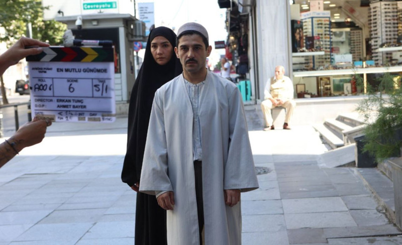 Aybüke Pusat rolü için çarşafa girdi! Setten kareleri büyük yankı uyandırdı - Resim: 4