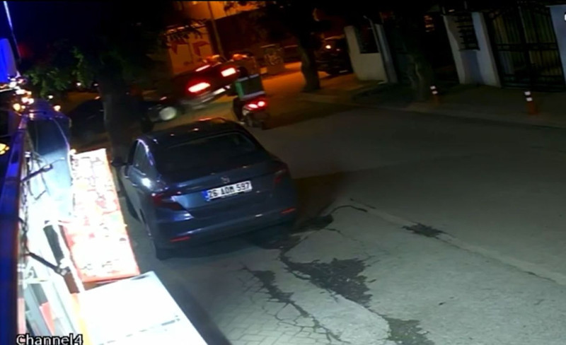 Yan sokaktan hızla çıktı, ortalık savaş alanına döndü! Çok sayıda yaralı var - Resim: 6