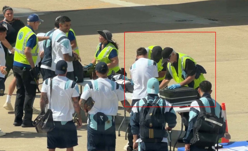 Arjantin Milli Takımı, dedektörle arandı! Messi yaşadıklarına inanamadı! En sonunda kahkahaya boğuldu - Resim: 1