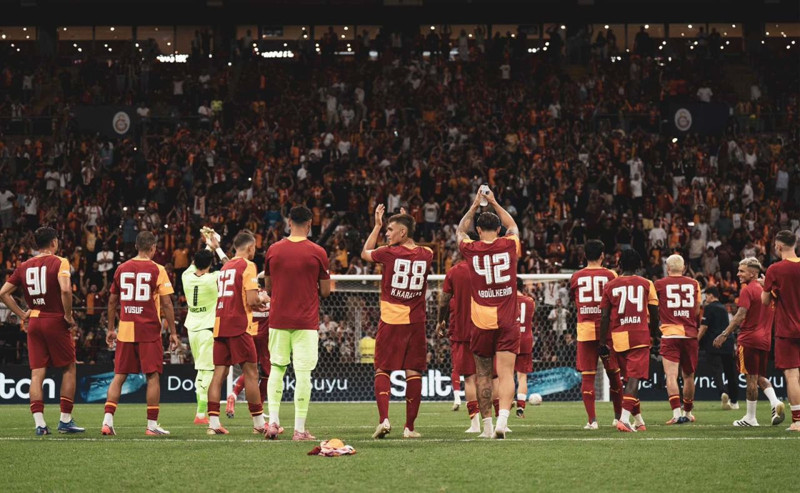 Galatasaray yılın transfer bombasını patlatıyor! 10 milyon euro maaşa okey dedi! Dünya yıldızı geliyor - Resim: 1