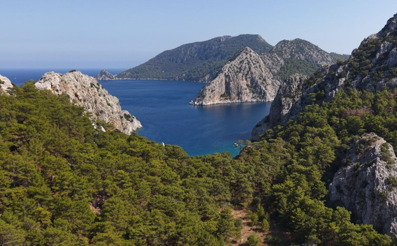 Antalya’da Akvaryum Koyu berrak suyu ve James Bond Adası’na benzerliğiyle dikkat çekiyor - Resim: 3