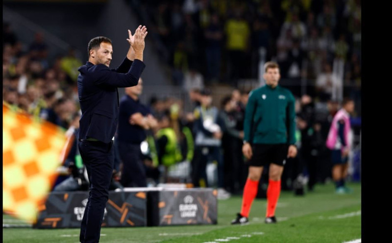 Fenerbahçe'de 17 milyonluk dünya yıldızının mevkisi tartışma yarattı. Tedesco'ya tepki var - Resim: 4