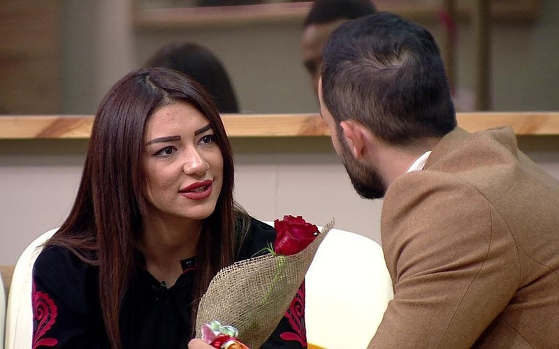 Ayrılığı gözyaşları içerisinde duyurmuştu! Kısmetse Olur Aycan Varış, Onur Yüksel'den neden ayrıldığını ilk kez açıkladı - Resim: 1