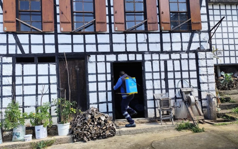 Karadeniz'in bitmeyen çilesi artarak çoğalmaya devam ediyor! Vatandaşlar önlem üzerine önlem alıyor - Resim: 5