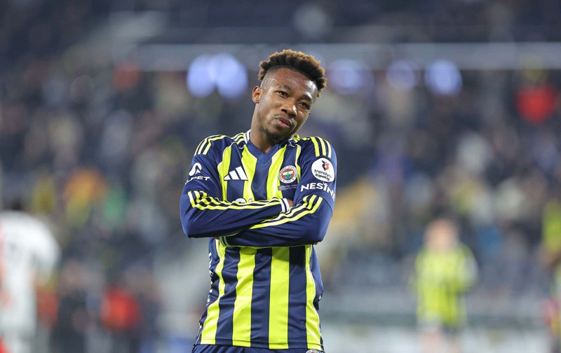 Fenerbahçe’ye yıldız futbolcudan kötü haber! Ameliyat olursa sezonu kapatacak - Resim: 3